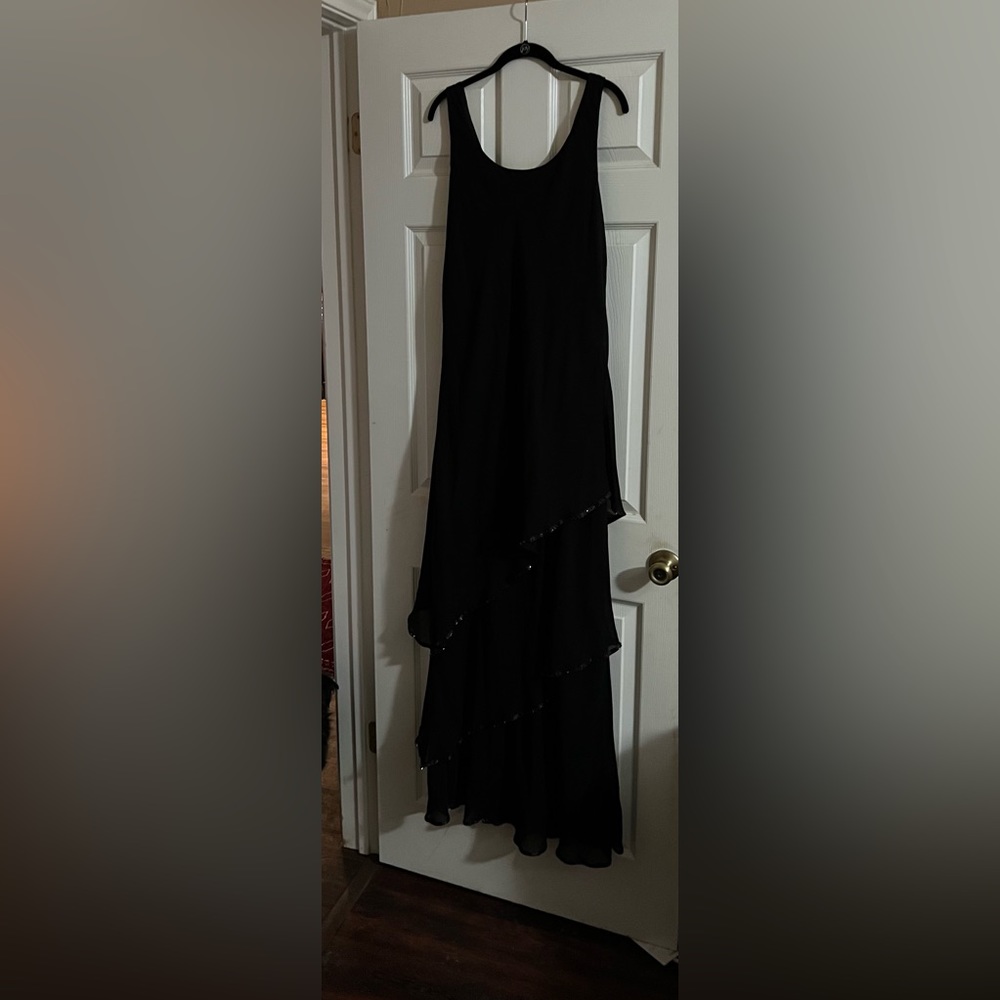 Gorgeous Black Flowing Chiffon Evening Gown Sz 14 with Scarf and Layers